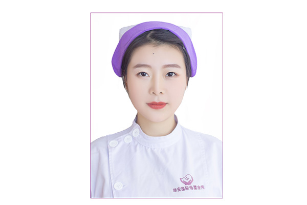 护士组长鲁颖